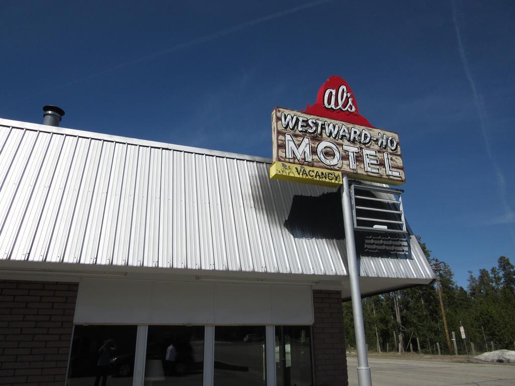 Al's Westward Ho Motel West Yellowstone Exterior foto